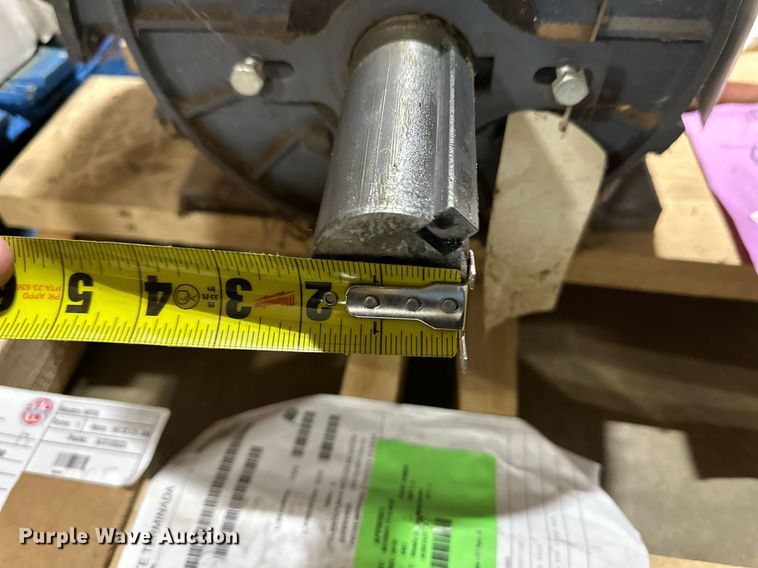 image for item ER8643 Techtop GR3-CI-TF-284T-4-BR-D-25 electric motor