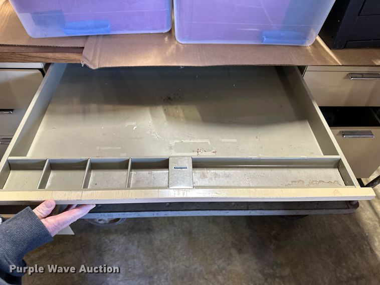 image for item ER8646 Furniture 