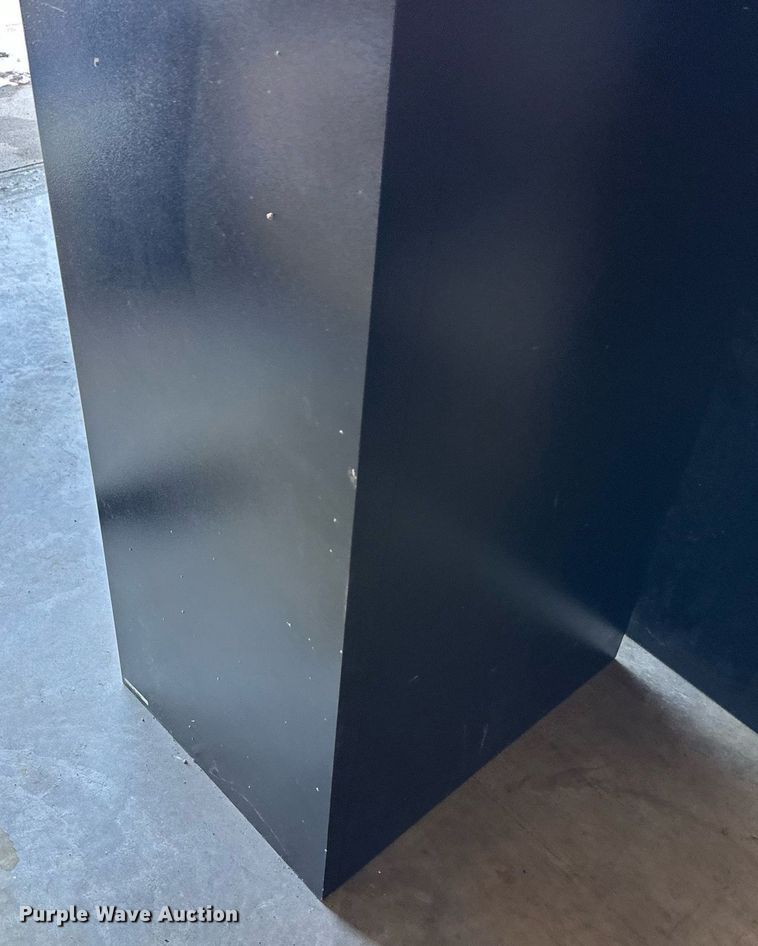 image for item ER8650 Winchester  safe