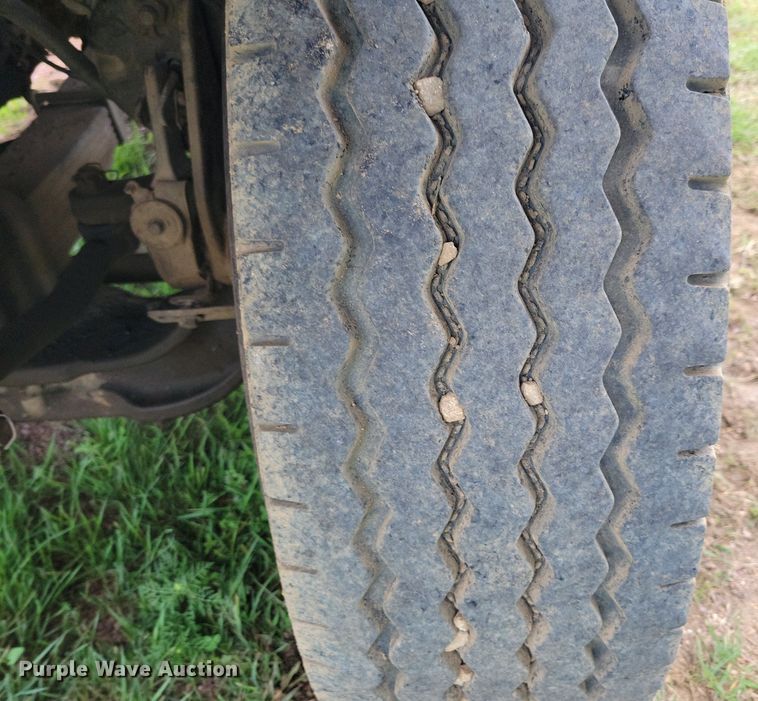 image for item KA9867 2005 International 7400 dump truck