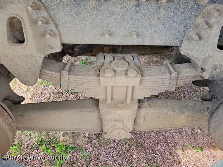 image for item KA9867 2005 International 7400 dump truck