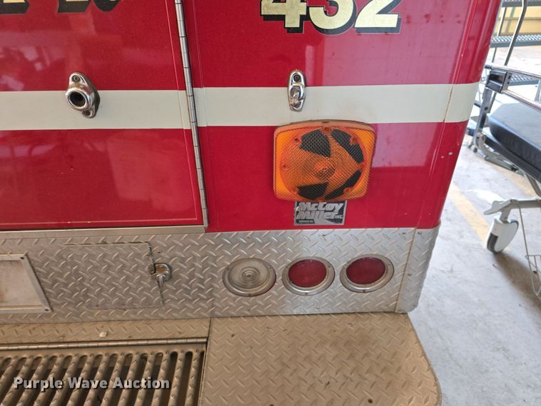 image for item NI9361 1990 Ford F350 XL ambulance