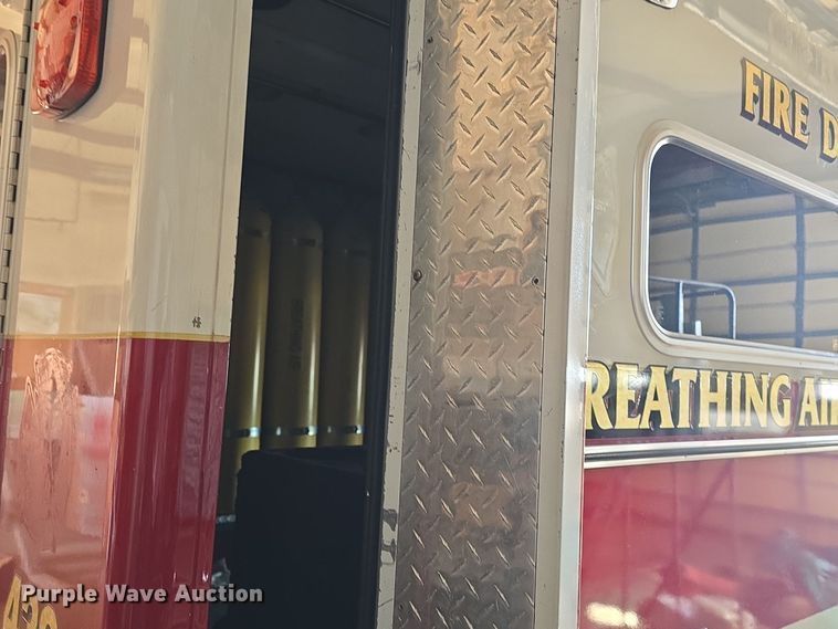 image for item NI9361 1990 Ford F350 XL ambulance