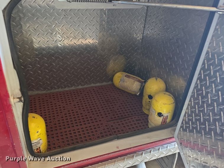 image for item NI9361 1990 Ford F350 XL ambulance