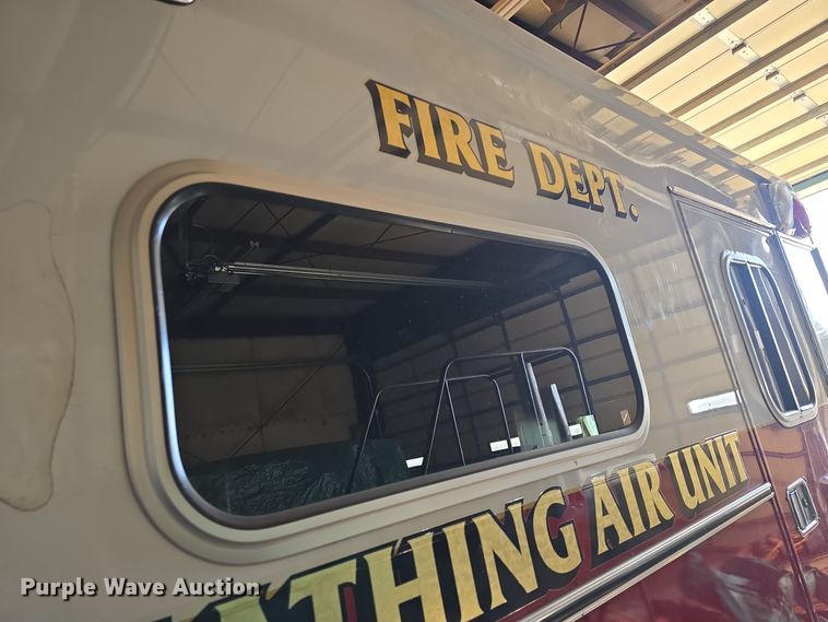 image for item NI9361 1990 Ford F350 XL ambulance