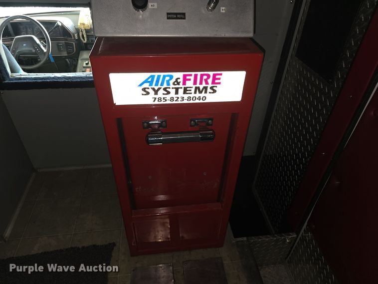 image for item NI9361 1990 Ford F350 XL ambulance