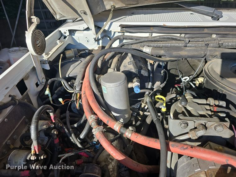 image for item NI9361 1990 Ford F350 XL ambulance