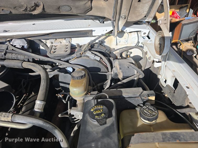 image for item NI9361 1990 Ford F350 XL ambulance