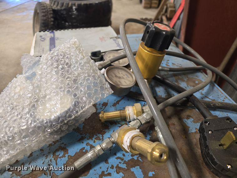 image for item NI9366 CompAir Mako breathing air compressor