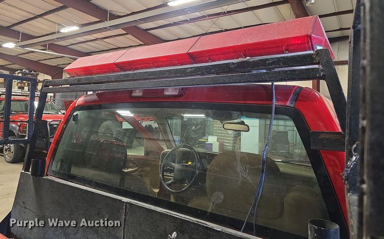 image for item NI9367 2000 Chevrolet Silverado 2500 LS brush fire truck