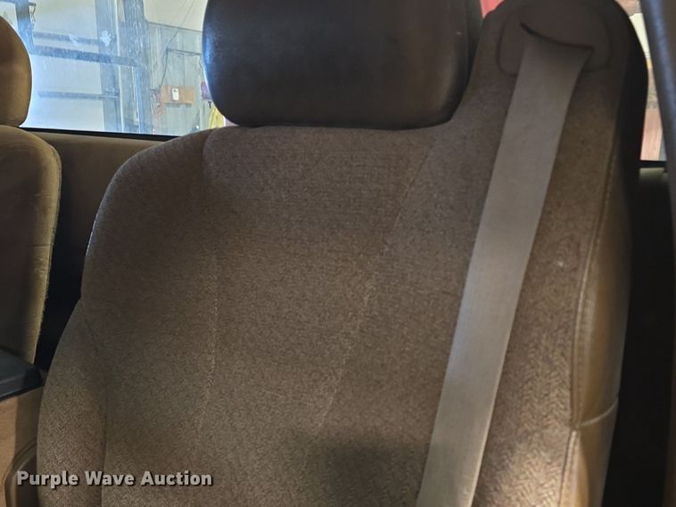 image for item NI9367 2000 Chevrolet Silverado 2500 LS brush fire truck