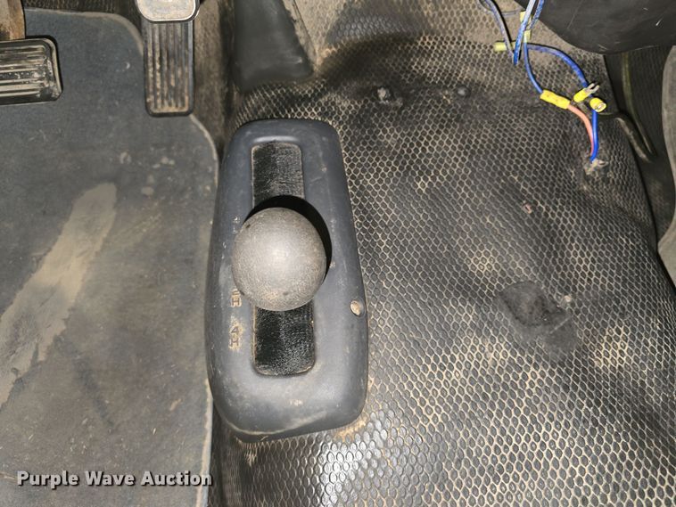 image for item NI9367 2000 Chevrolet Silverado 2500 LS brush fire truck