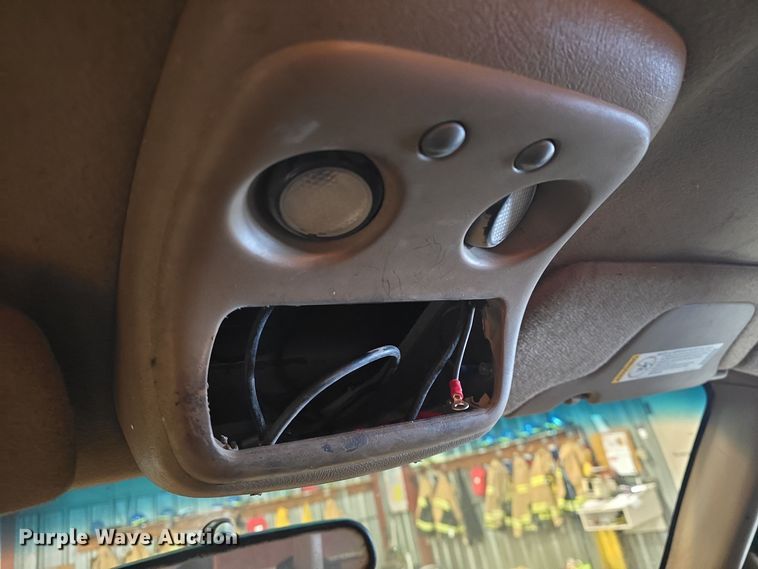 image for item NI9367 2000 Chevrolet Silverado 2500 LS brush fire truck