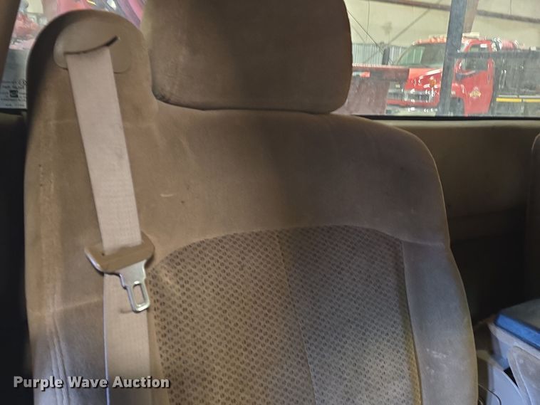 image for item NI9367 2000 Chevrolet Silverado 2500 LS brush fire truck