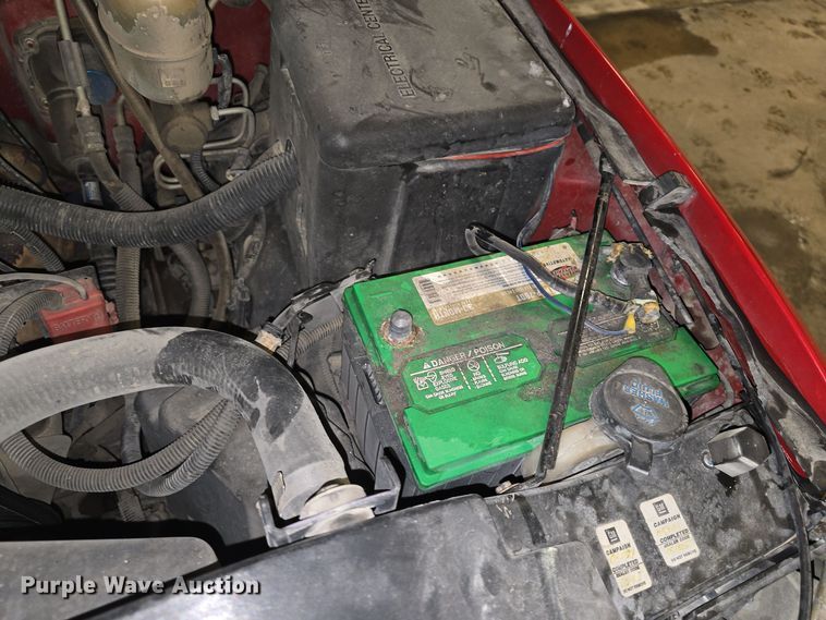 image for item NI9367 2000 Chevrolet Silverado 2500 LS brush fire truck