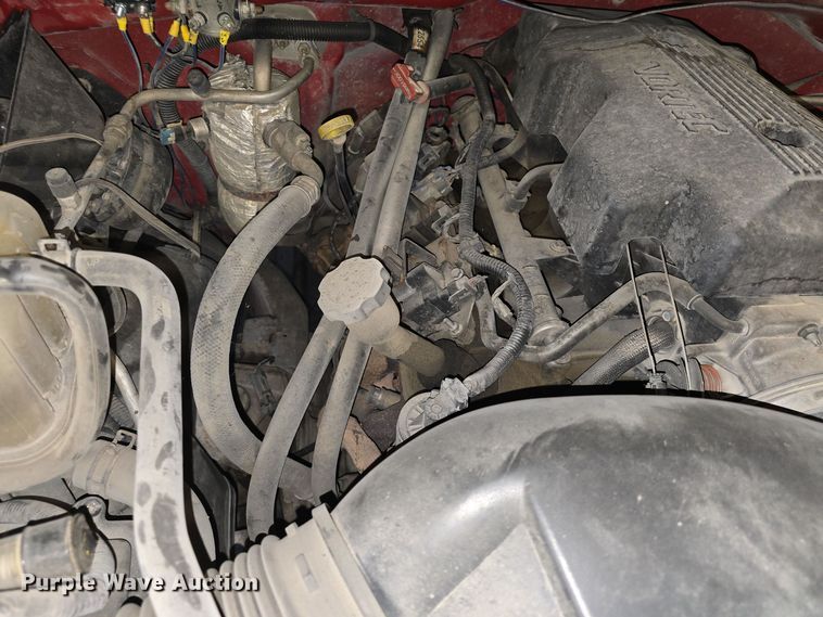 image for item NI9367 2000 Chevrolet Silverado 2500 LS brush fire truck