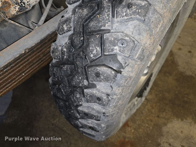 image for item NI9367 2000 Chevrolet Silverado 2500 LS brush fire truck