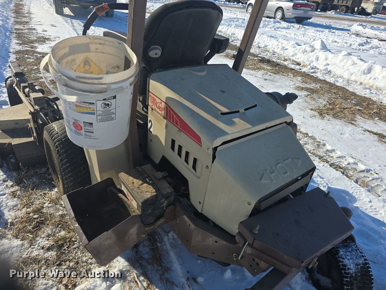 image for item NI9370 Grasshopper 725DT6 ZTR lawn mower