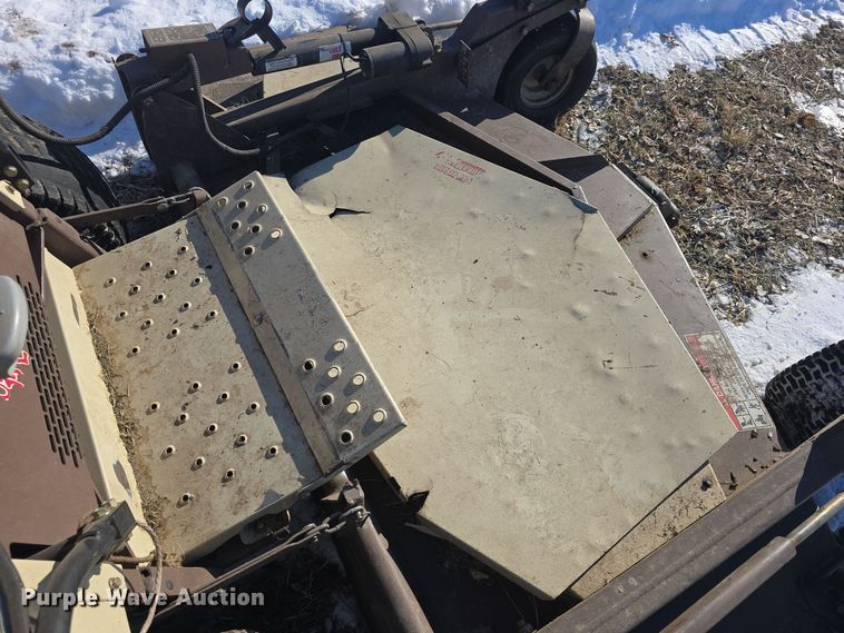 image for item NI9370 Grasshopper 725DT6 ZTR lawn mower