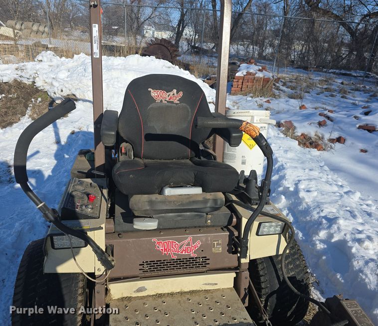 image for item NI9370 Grasshopper 725DT6 ZTR lawn mower