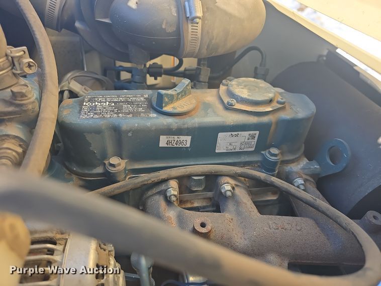 image for item NI9370 Grasshopper 725DT6 ZTR lawn mower