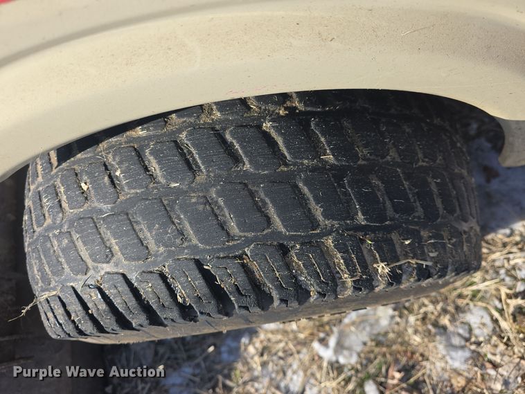 image for item NI9370 Grasshopper 725DT6 ZTR lawn mower