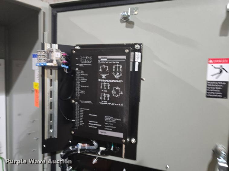 image for item NI9373 GE Zenith Controls transfer switch