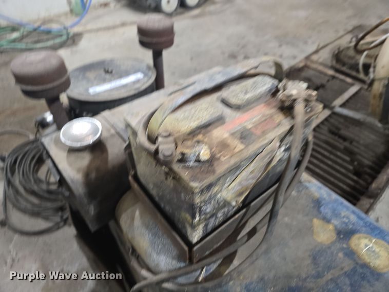 image for item NI9374 Miller AEAD-200LE welder/generator