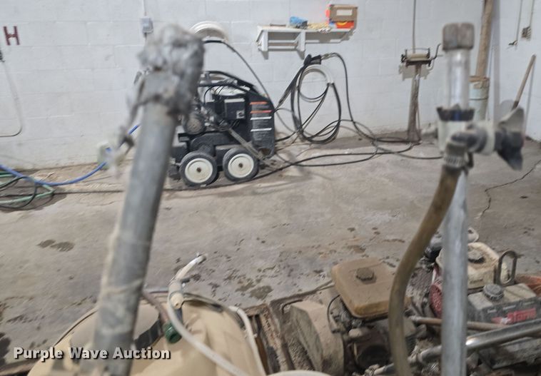 image for item NI9375 Explorer turf sprayer