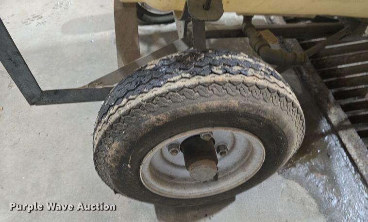 image for item NI9375 Explorer turf sprayer