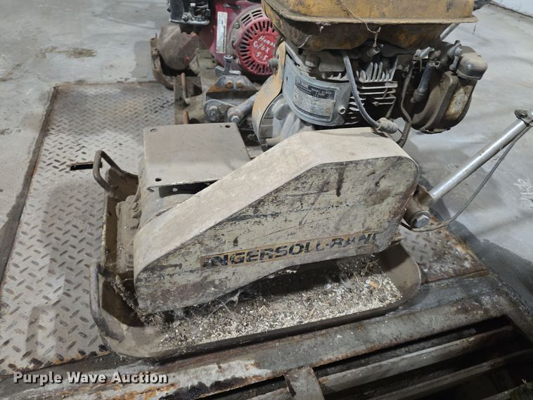 image for item NI9376 (4) plate compactors