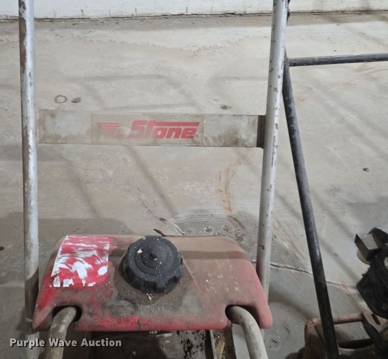 image for item NI9376 (4) plate compactors