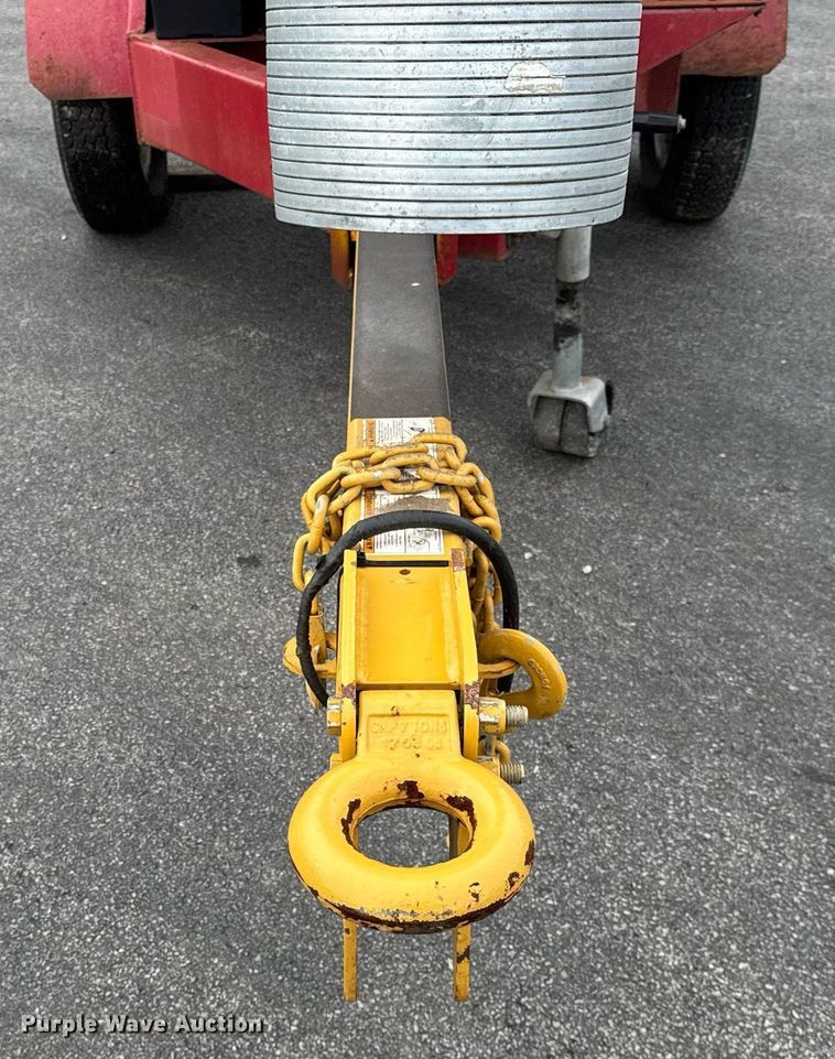 image for item OG9776 2009 Giant Vac TM4901JDTB-HW leaf vacuum trailer 