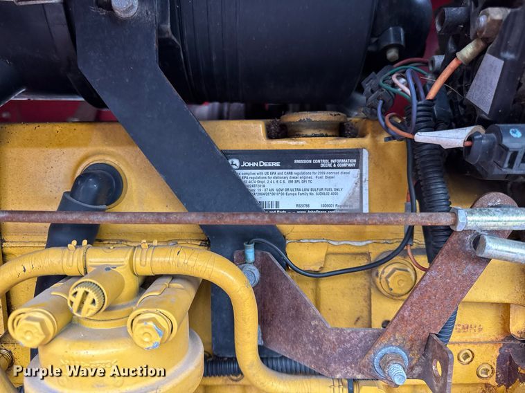 image for item OG9776 2009 Giant Vac TM4901JDTB-HW leaf vacuum trailer 