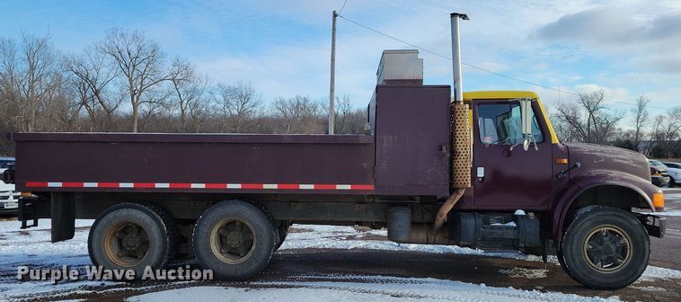 image for item OH9498 1991 International 4900 water truck