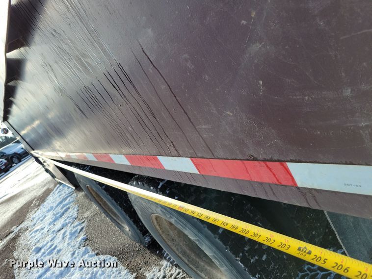 image for item OH9498 1991 International 4900 water truck