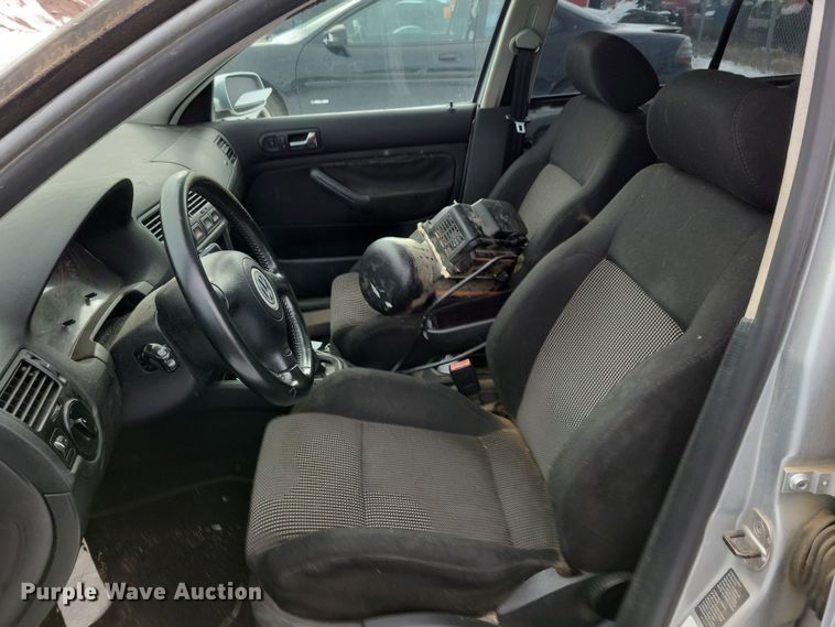 image for item OH9502 2003 Volkswagen Jetta VR6 