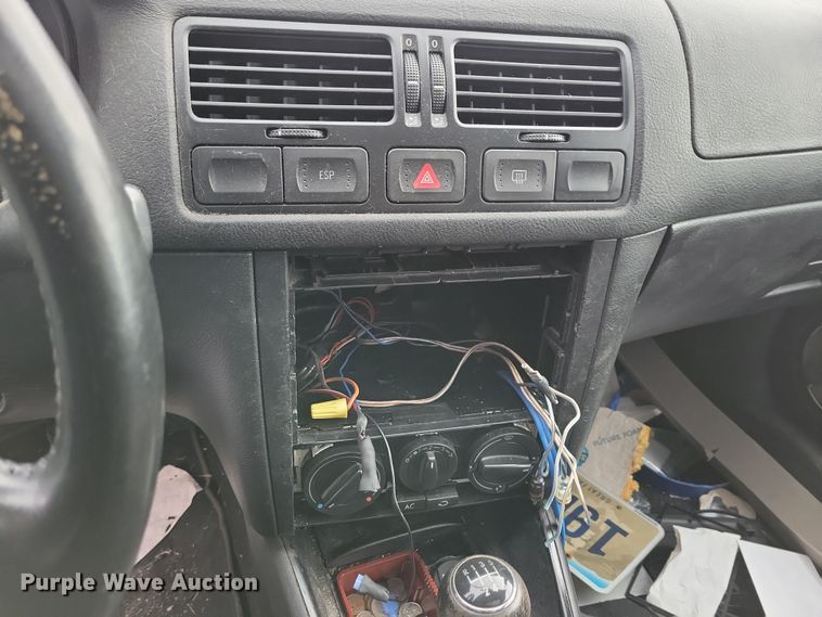 image for item OH9502 2003 Volkswagen Jetta VR6 