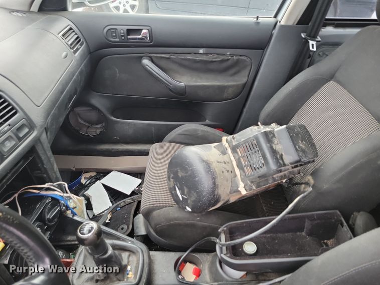 image for item OH9502 2003 Volkswagen Jetta VR6 