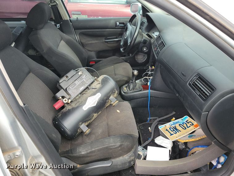 image for item OH9502 2003 Volkswagen Jetta VR6 