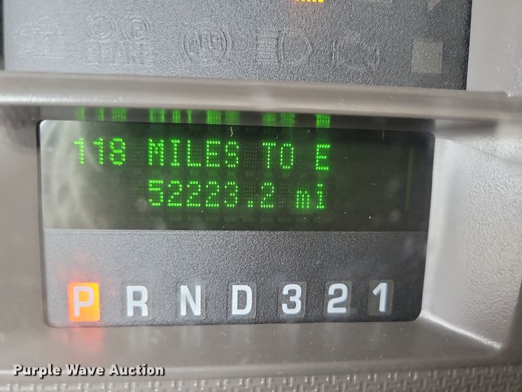 image for item OH9505 2010 Ford  F250 Super Duty flatbed pickup truck