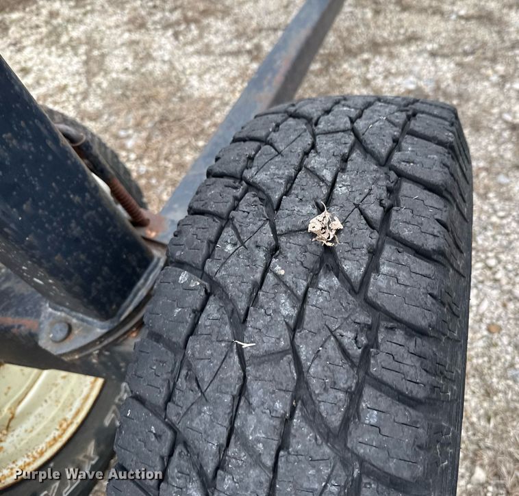 image for item DO0146 (2) header trailers