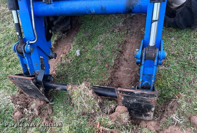 image for item DO0166 2017 New Holland T4.120 tractor