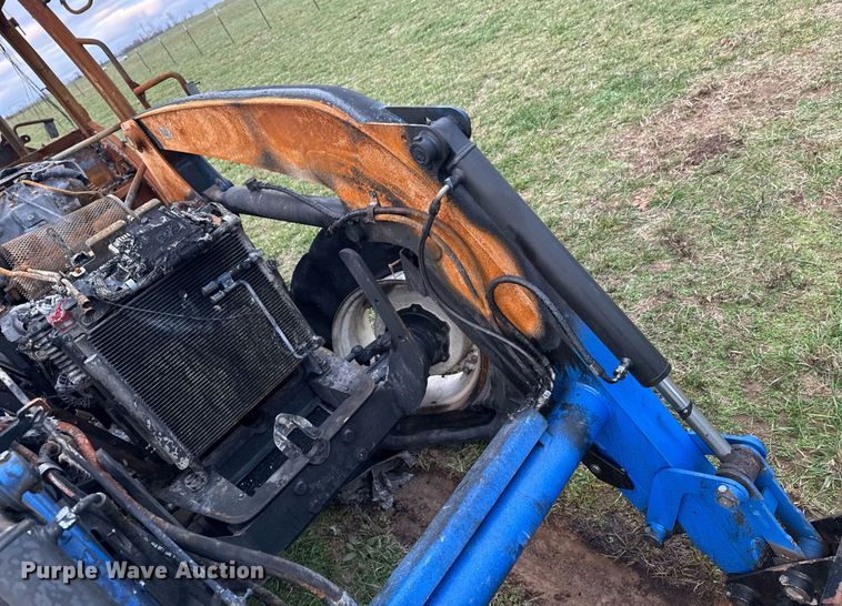 image for item DO0166 2017 New Holland T4.120 tractor