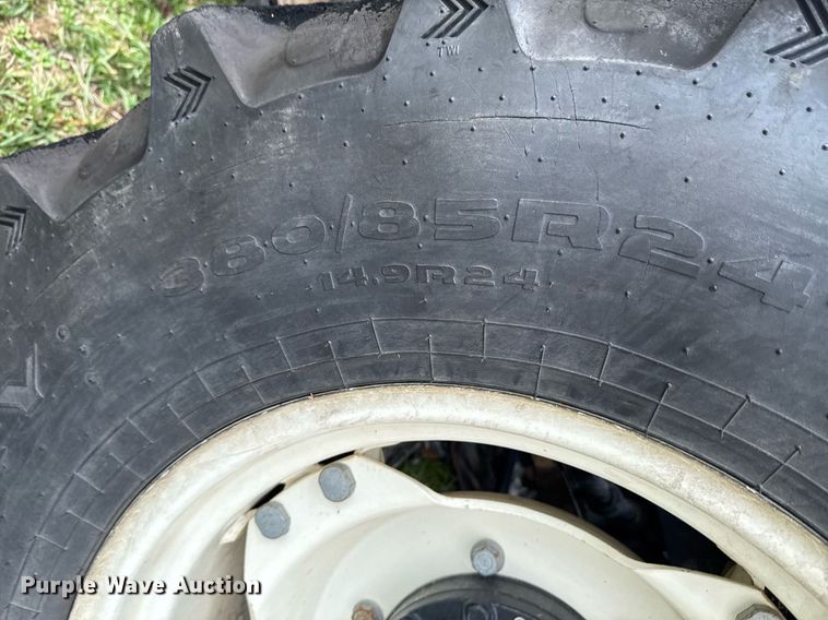 image for item DO0166 2017 New Holland T4.120 tractor