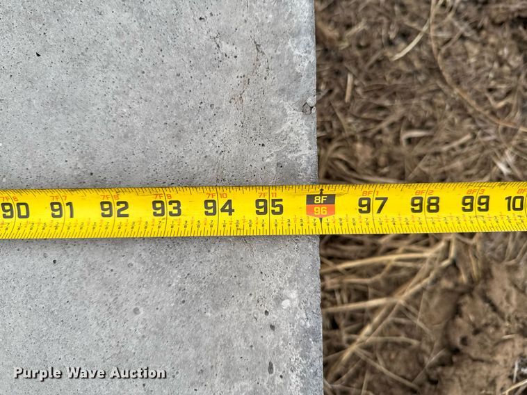 image for item DO0223 (10) bunk feeders