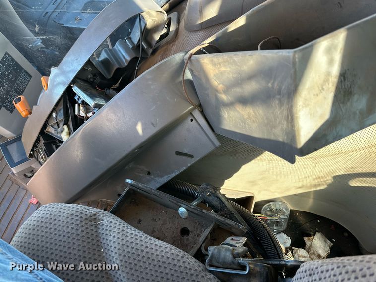 image for item DP6102 2012 John Deere 9410R 4WD tractor