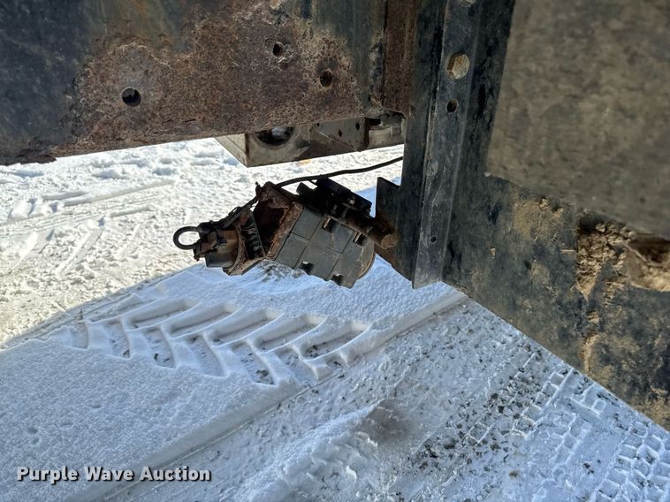 image for item DW2477 2001 International 2554 applicator truck