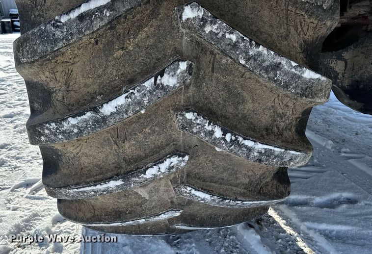 image for item DW2477 2001 International 2554 applicator truck