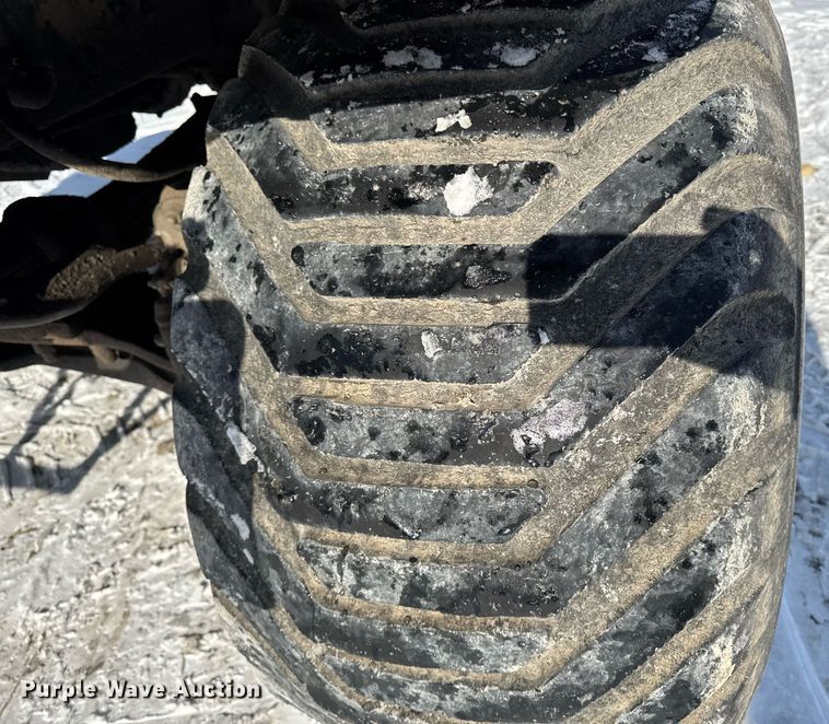 image for item DW2477 2001 International 2554 applicator truck